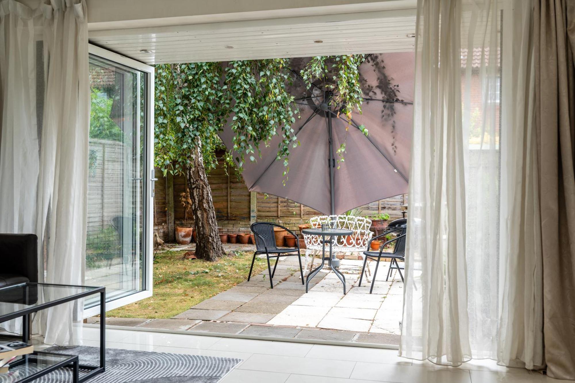 Shard View 3 Bed Entire Home ロンドン エクステリア 写真