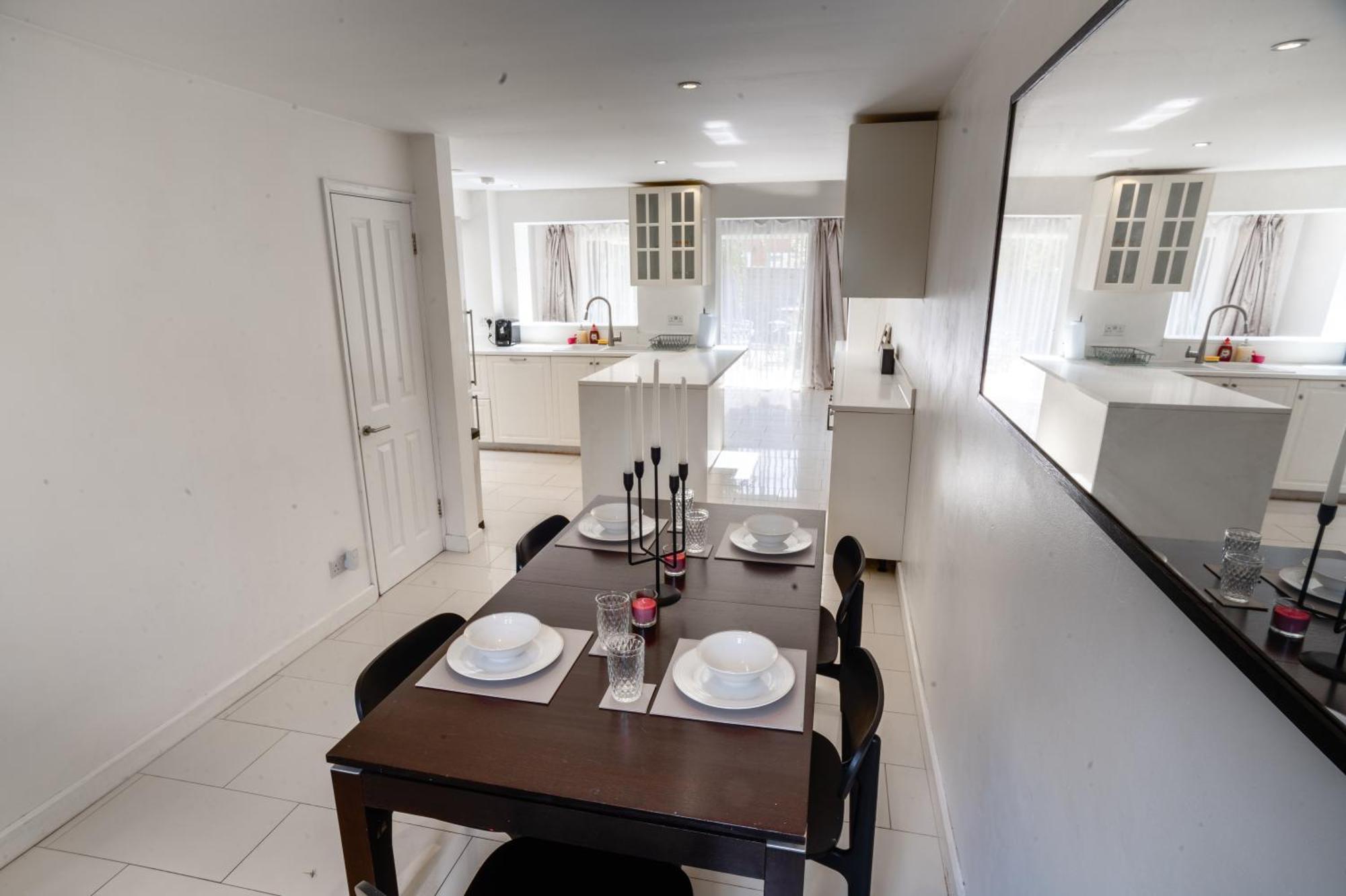 Shard View 3 Bed Entire Home ロンドン エクステリア 写真