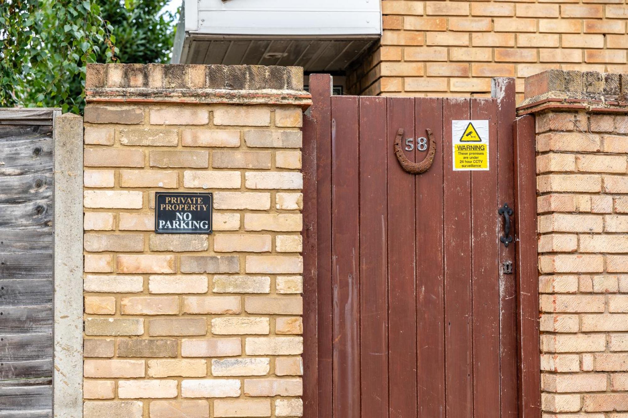 Shard View 3 Bed Entire Home ロンドン エクステリア 写真