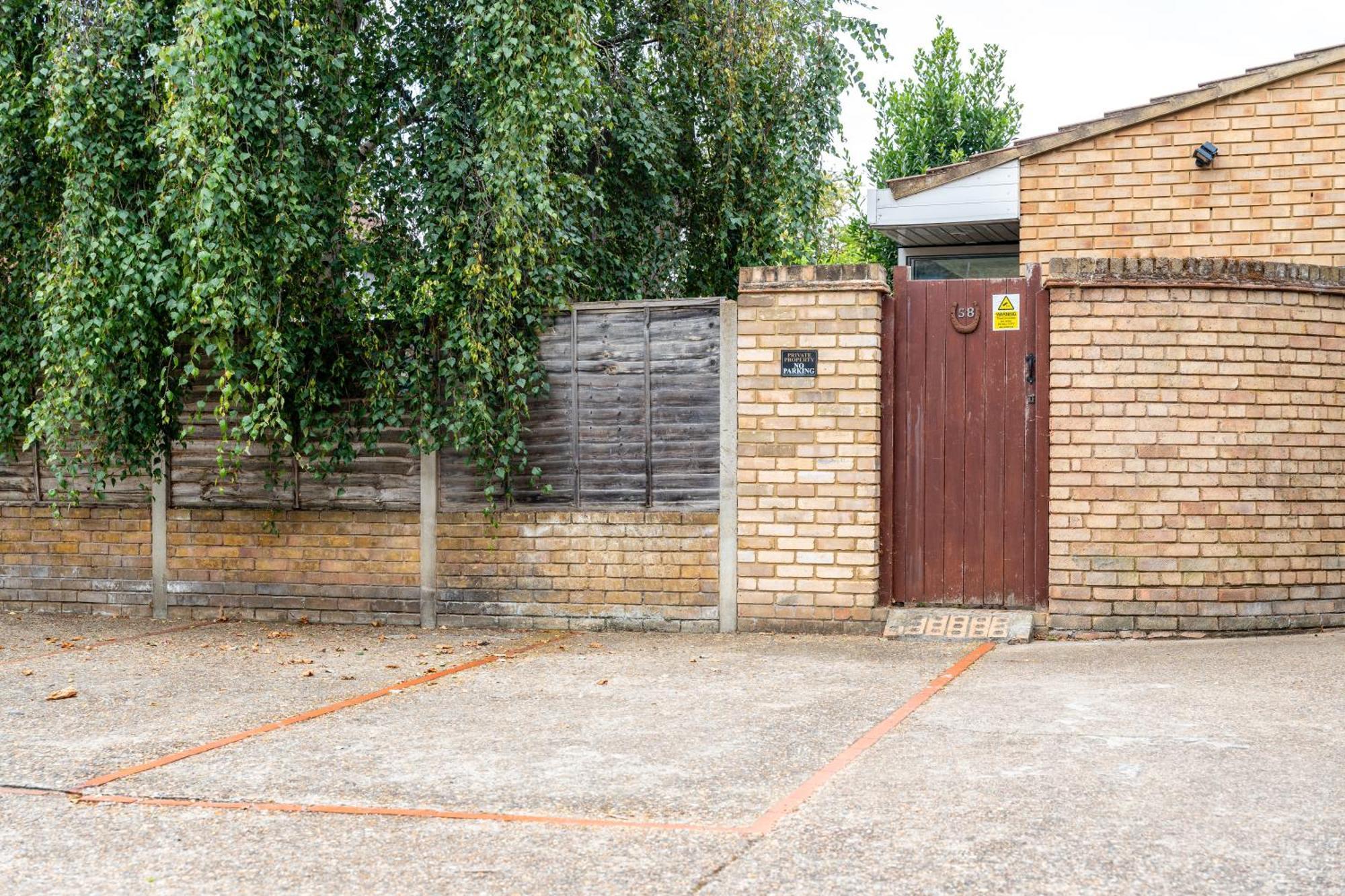 Shard View 3 Bed Entire Home ロンドン エクステリア 写真