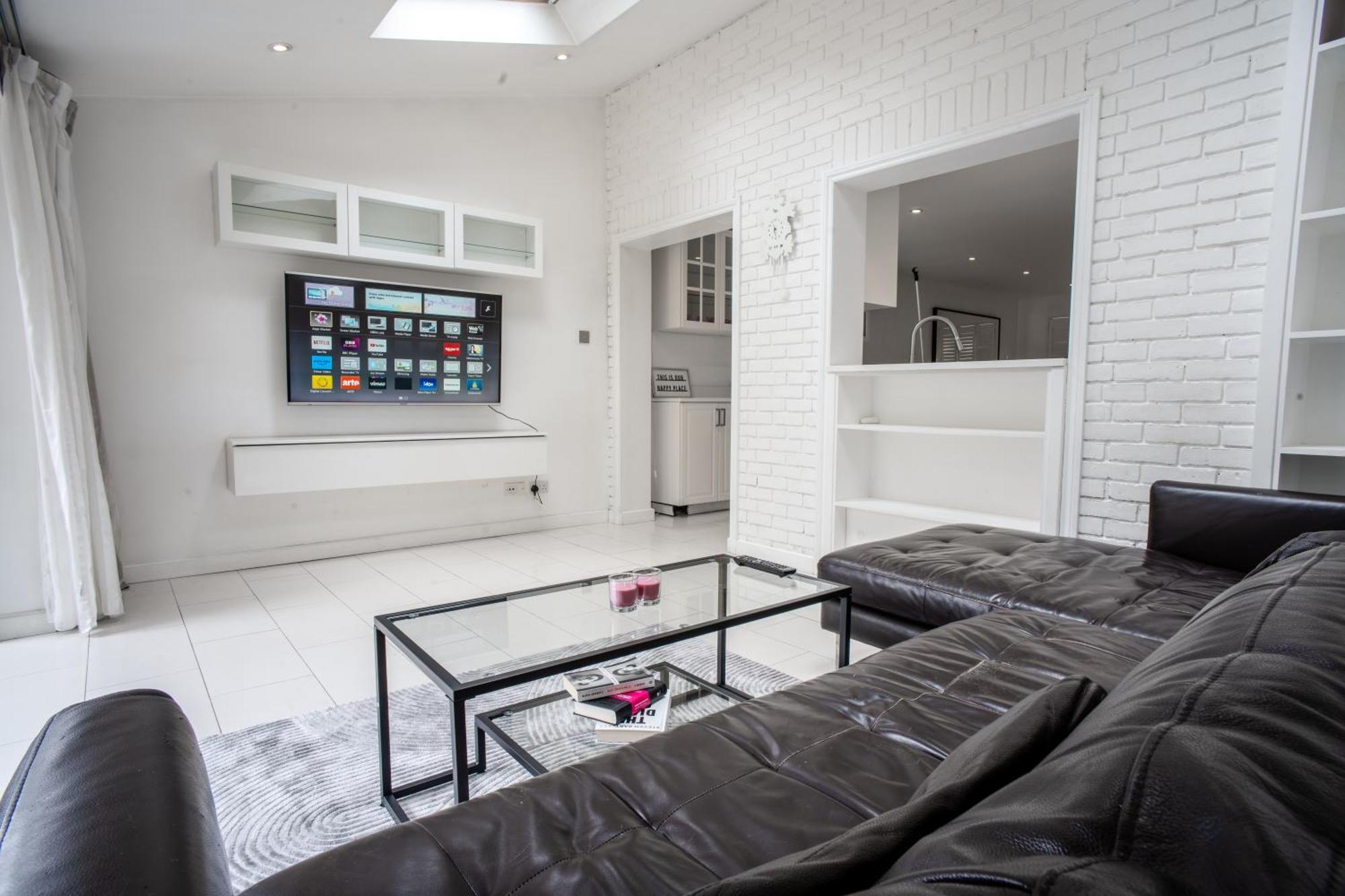 Shard View 3 Bed Entire Home ロンドン エクステリア 写真