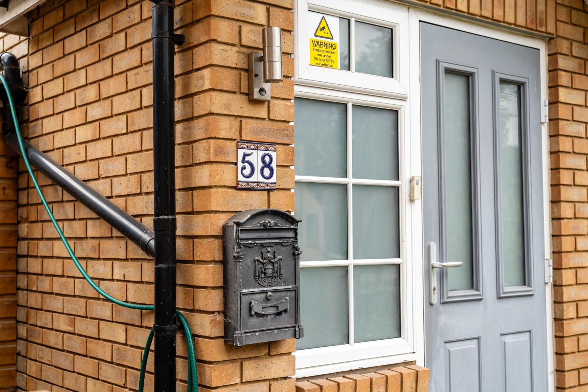 Shard View 3 Bed Entire Home ロンドン エクステリア 写真