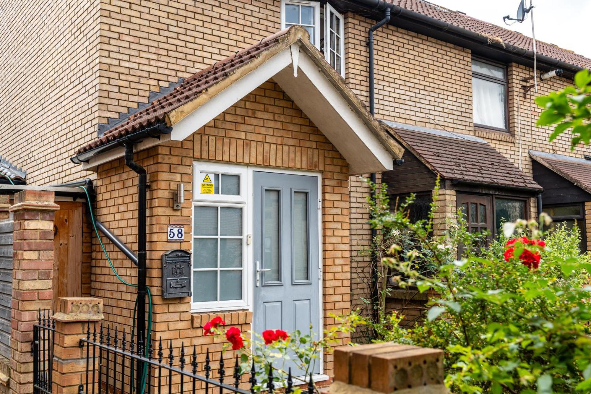 Shard View 3 Bed Entire Home ロンドン エクステリア 写真